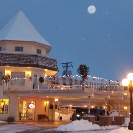 Model A Inn Кранбрук Экстерьер фото