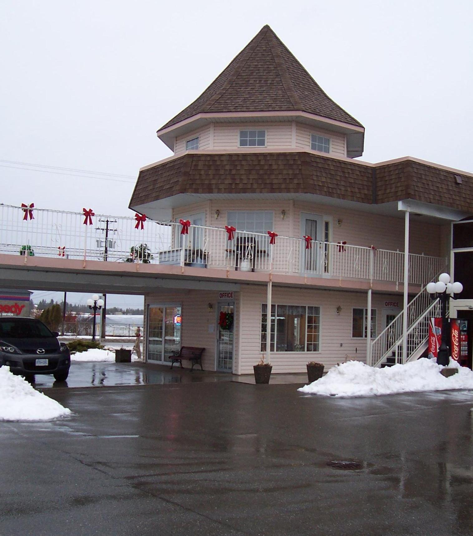 Model A Inn Кранбрук Экстерьер фото